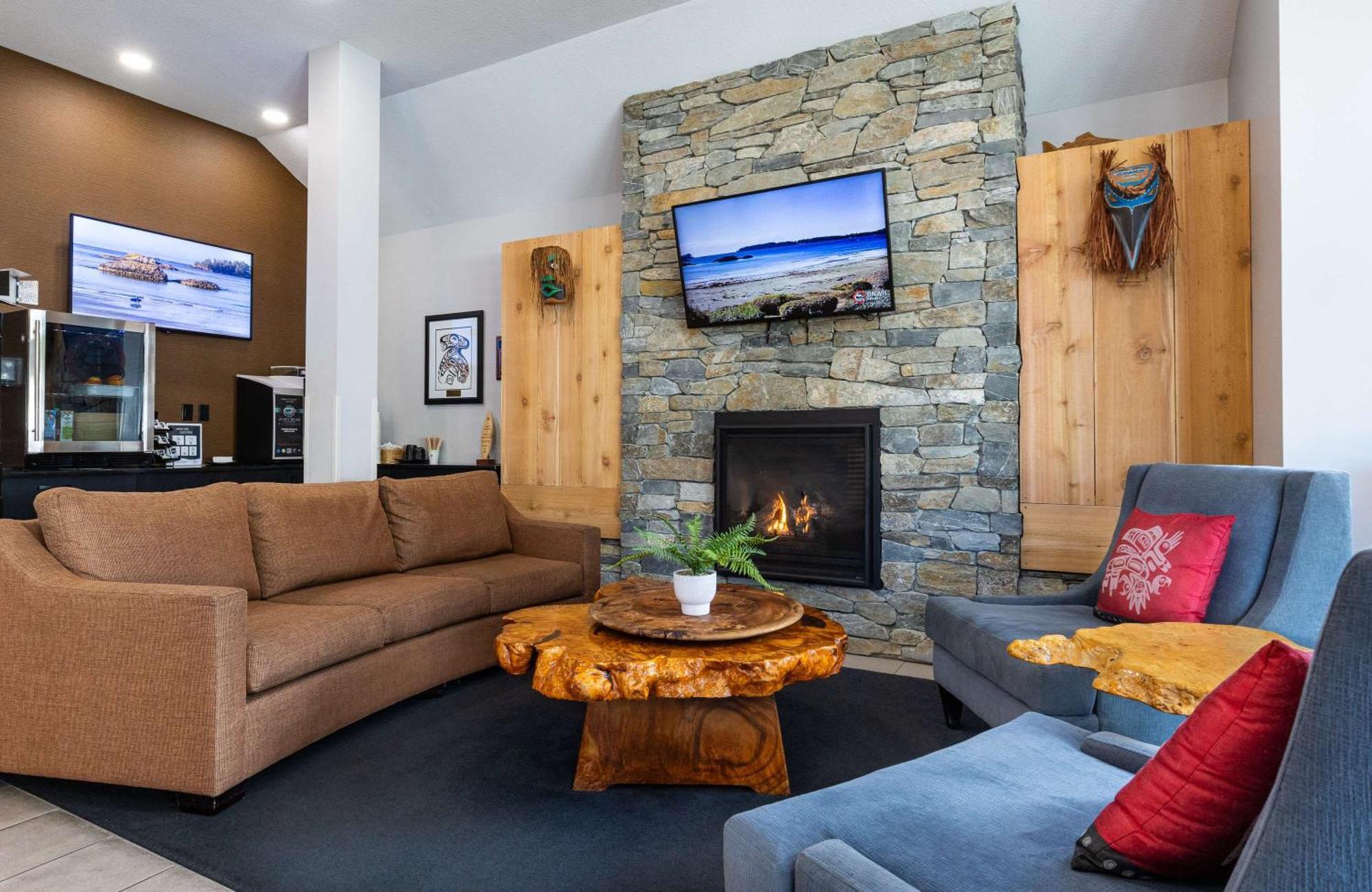 Best Western Plus Tin Wis Resort Tofino Exterior photo